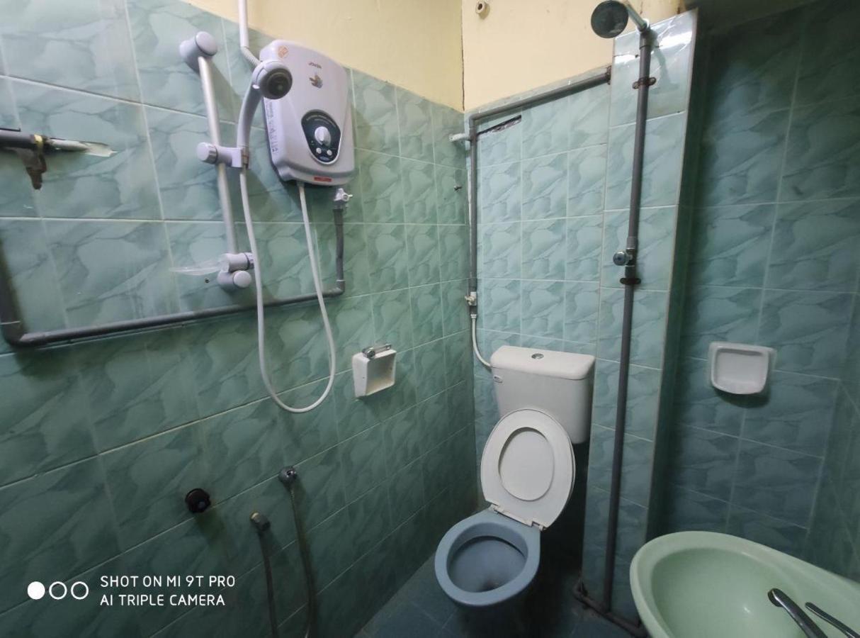Dani Hotel Sdn Bhd Кота-Бару Екстер'єр фото